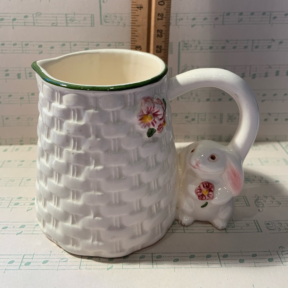 Vintage Avon Porcelain White Easter Bunny Creamer